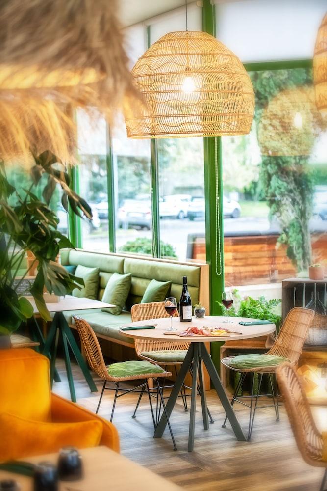 Mercure Marais Poitevin