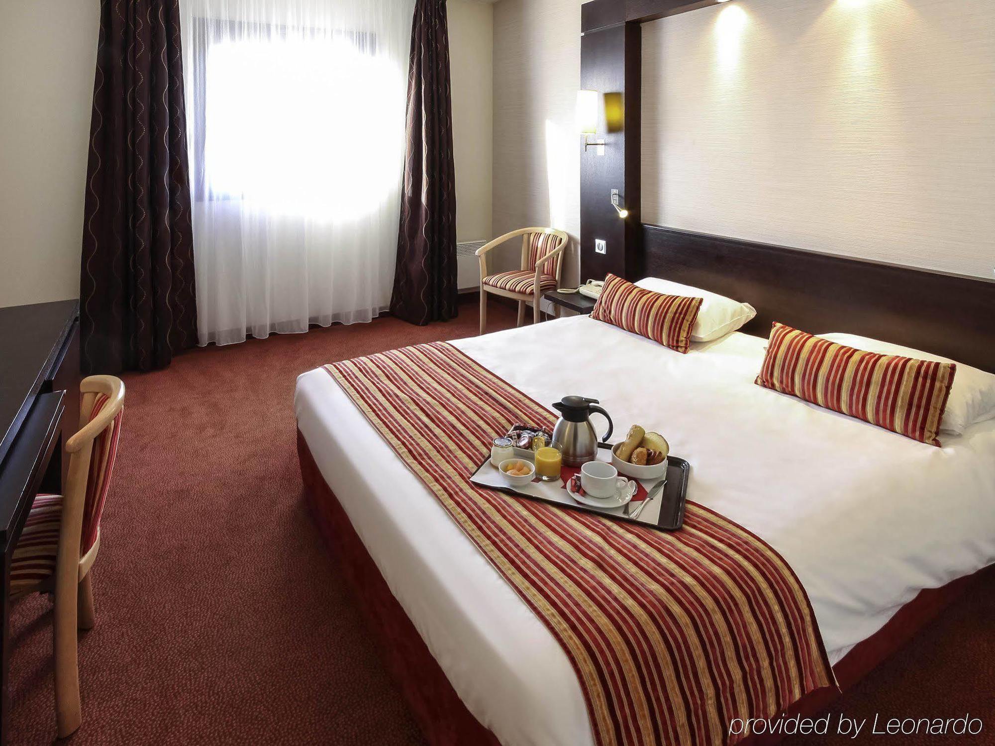 Mercure Marais Poitevin Hotel 4*